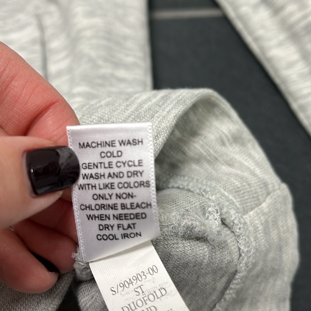 Banana Republic men’s gray zip up sweatshirt/jacket size small - Picture 5 of 6
